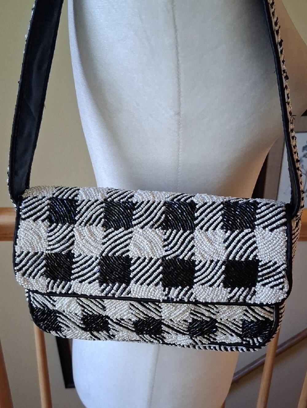 Tiktok Viral Beaded Black & White Check Shoulder Bag - Picture 3 of 15